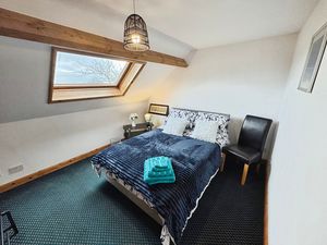 Photo 19- click for photo gallery